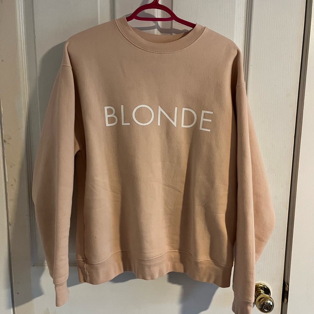 Brunette the label “Blonde “ crew neck size M/L